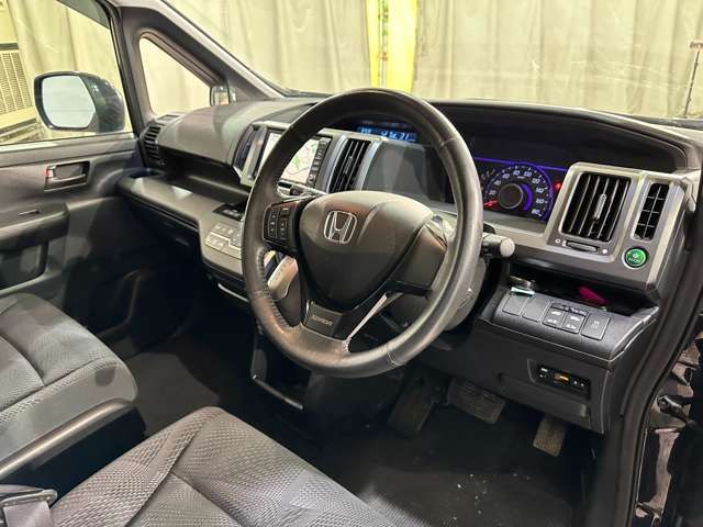 HONDA STEPWAGON SPADA 2010 Image 31