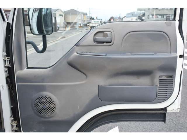 ISUZU ELF 2008 Image 31