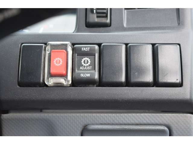 ISUZU ELF 2008 Image 31