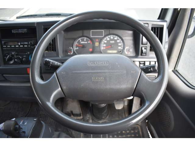 ISUZU ELF 2012 Image 31