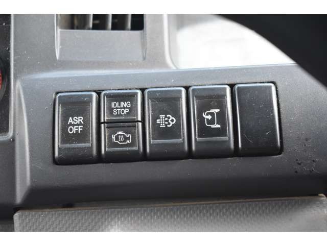 ISUZU ELF 2012 Image 31