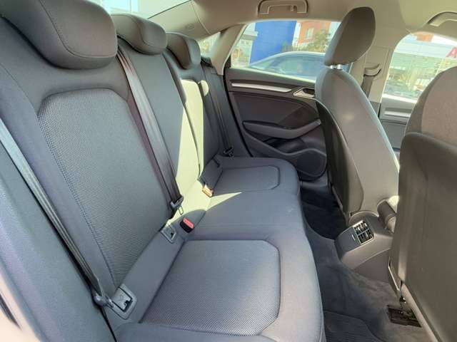 AUDI A3 SEDAN 2019 Image 31