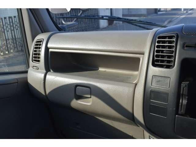 TOYOTA DYNA 2015 Image 31