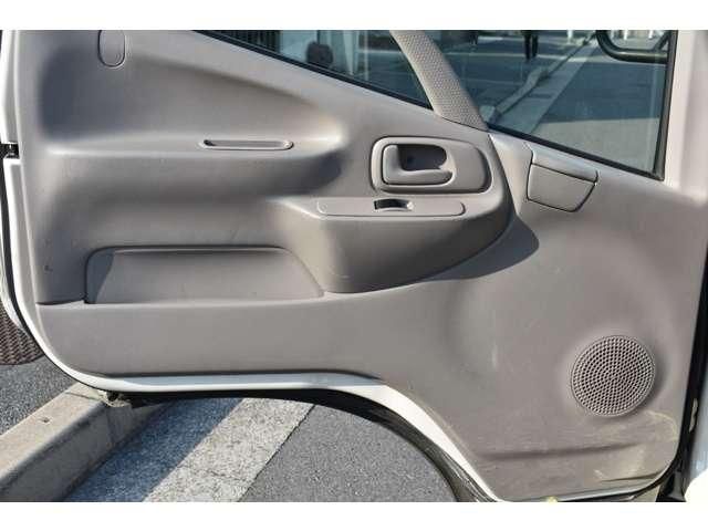 TOYOTA DYNA 2015 Image 31