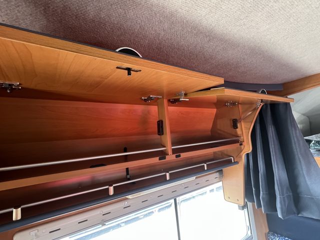 TOYOTA CAMROAD 2003 Image 31