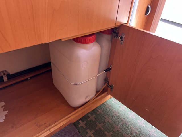 TOYOTA CAMROAD 2003 Image 31