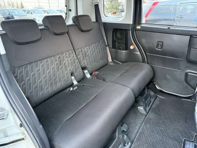 TOYOTA TANK 4WD 2017 Image 31