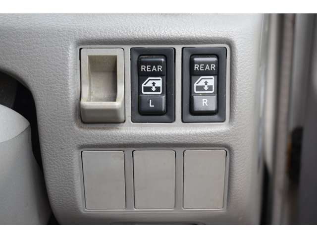 TOYOTA TOYOACE 2005 Image 31