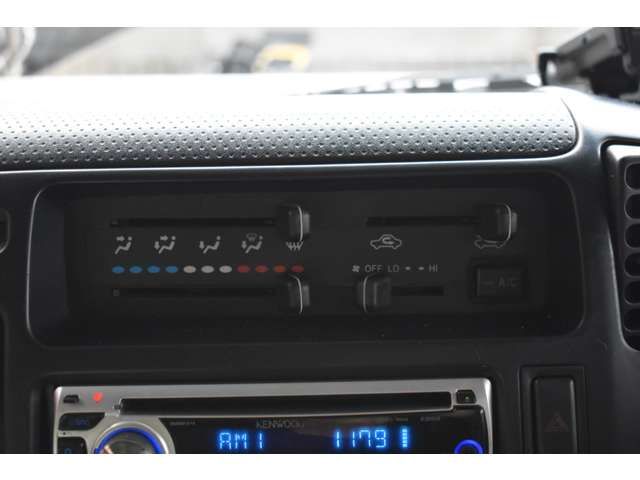 TOYOTA TOYOACE 2005 Image 31