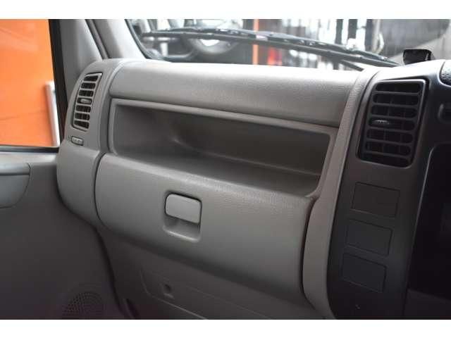 TOYOTA TOYOACE 2005 Image 31