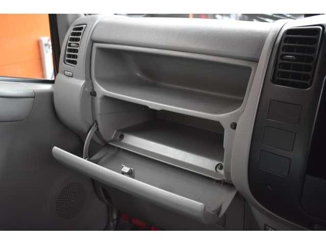 TOYOTA TOYOACE 2005 Image 31