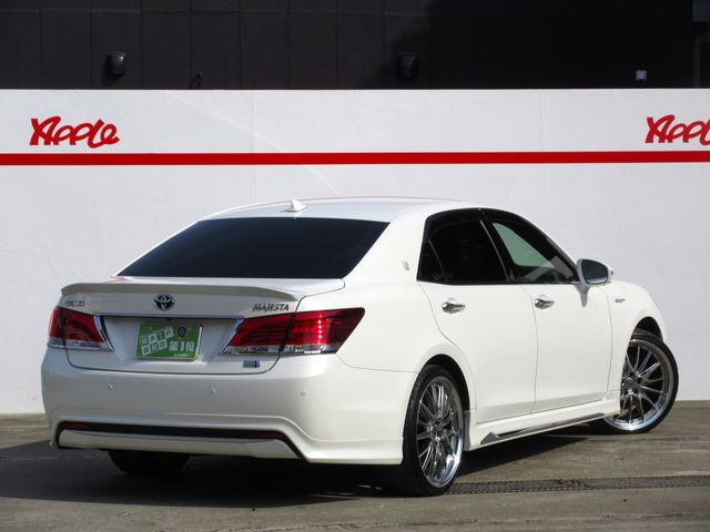 TOYOTA CROWN MAJESTA HYBRID 2015 Image 31