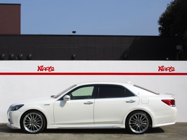TOYOTA CROWN MAJESTA HYBRID 2015 Image 31