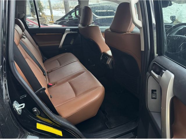 TOYOTA LANDCRUISER PRADO 2022 Image 31