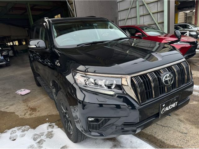 TOYOTA LANDCRUISER PRADO 2022 Image 31