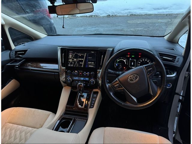 TOYOTA ALPHARD HYBRID 4WD 2021 Image 31