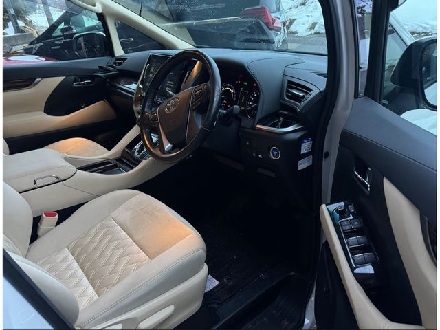 TOYOTA ALPHARD HYBRID 4WD 2021 Image 31