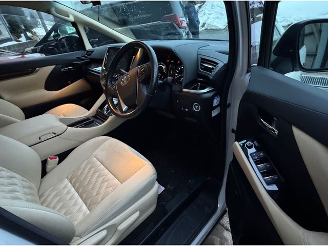 TOYOTA ALPHARD HYBRID 4WD 2021 Image 31