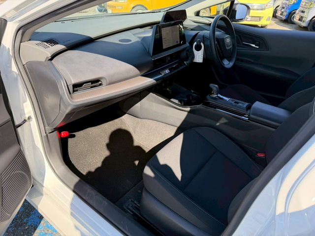 TOYOTA PRIUS 2023 Image 31