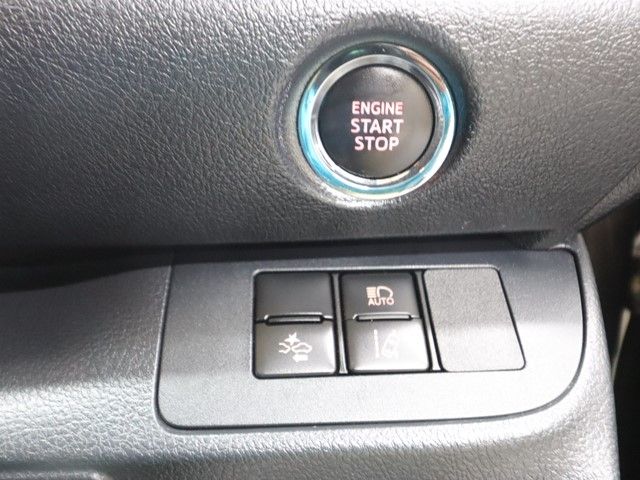 TOYOTA SIENTA 2018 Image 31