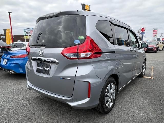 HONDA FREED HYBRID 2017 Image 31