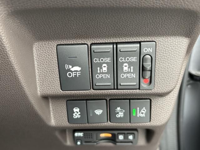 HONDA FREED HYBRID 2017 Image 31