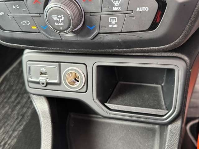 JEEP RENEGADE 2021 Image 31