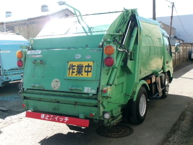 HINO DUTRO 2007 Image 31