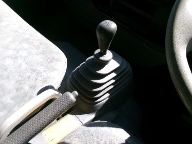 HINO DUTRO 2007 Image 31