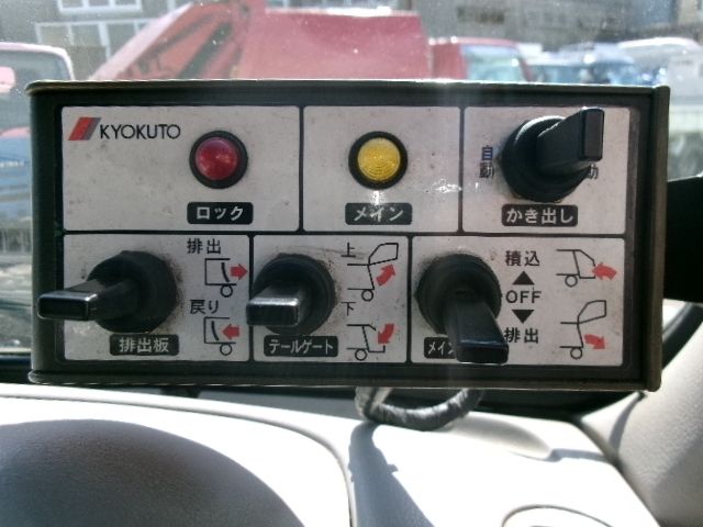 HINO DUTRO 2007 Image 31