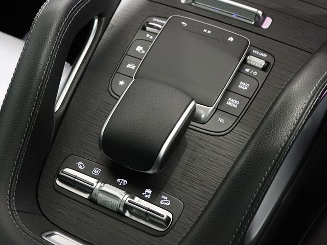 MERCEDES BENZ GLE CL 2024 Image 31