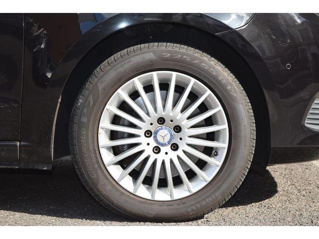 MERCEDES BENZ V CLAS 2017 Image 31
