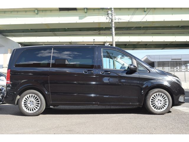 MERCEDES BENZ V CLAS 2017 Image 31