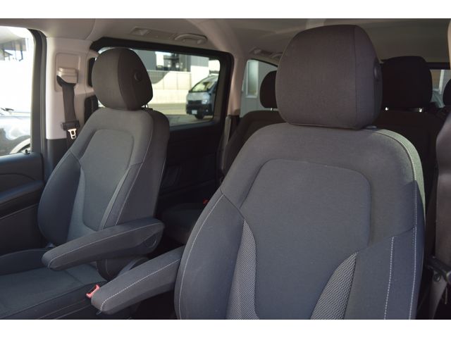MERCEDES BENZ V CLAS 2017 Image 31