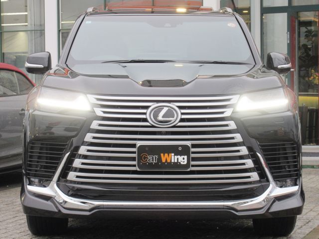 TOYOTA LEXUS LX600 2023 Image 31