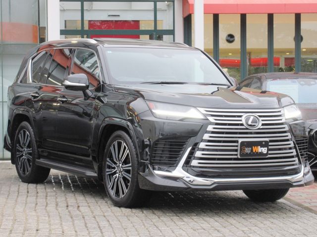 TOYOTA LEXUS LX600 2023 Image 31