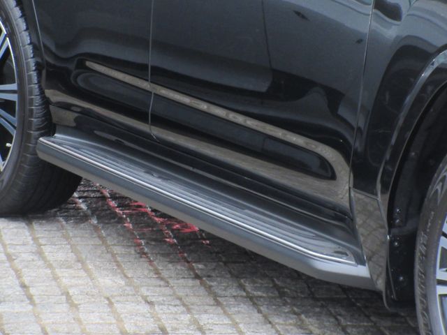 TOYOTA LEXUS LX600 2023 Image 31