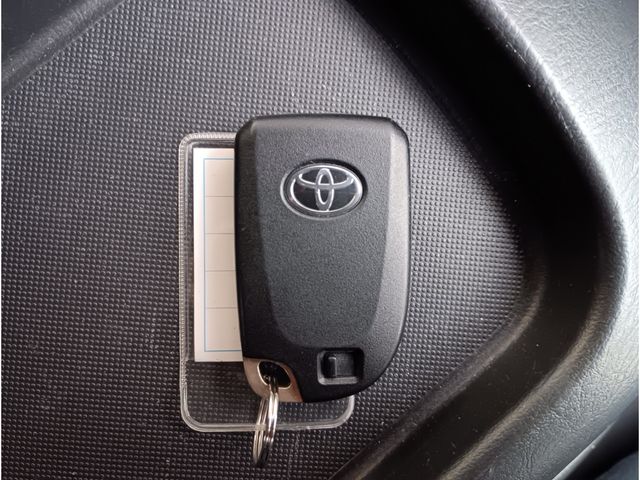 TOYOTA HIACE VAN 4WD 2023 Image 31