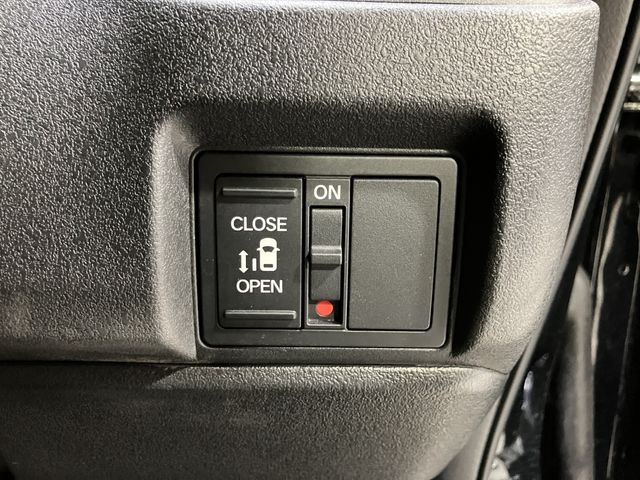 HONDA N BOX CUSTOM 4WD 2024 Image 31