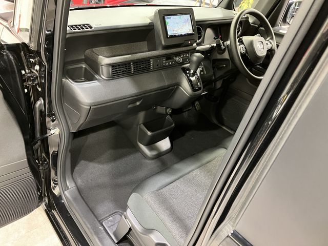 HONDA N BOX CUSTOM 4WD 2024 Image 31