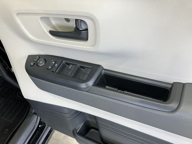 HONDA N BOX 4WD 2024 Image 31