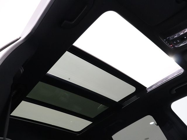 MERCEDES BENZ GLE CL 2024 Image 31