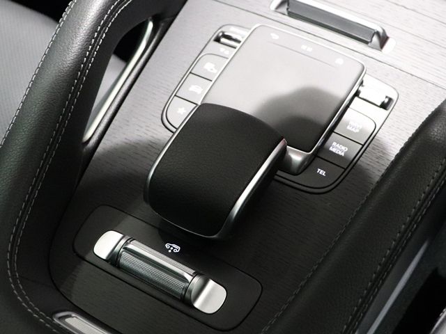 MERCEDES BENZ GLE CL 2024 Image 31