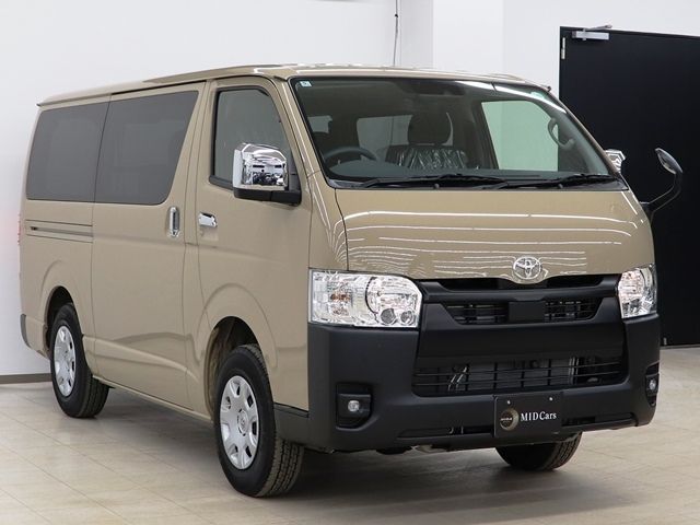 TOYOTA HIACE VAN 4WD 2025 Image 31