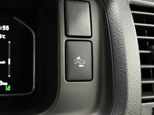 TOYOTA HIACE VAN 4WD 2025 Image 31