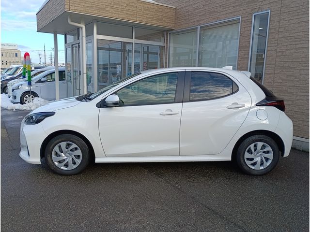 TOYOTA YARIS 2022 Image 31