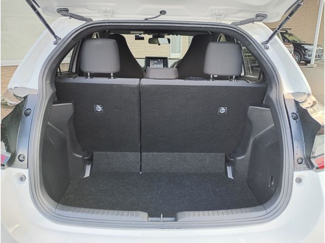 TOYOTA YARIS 2022 Image 31