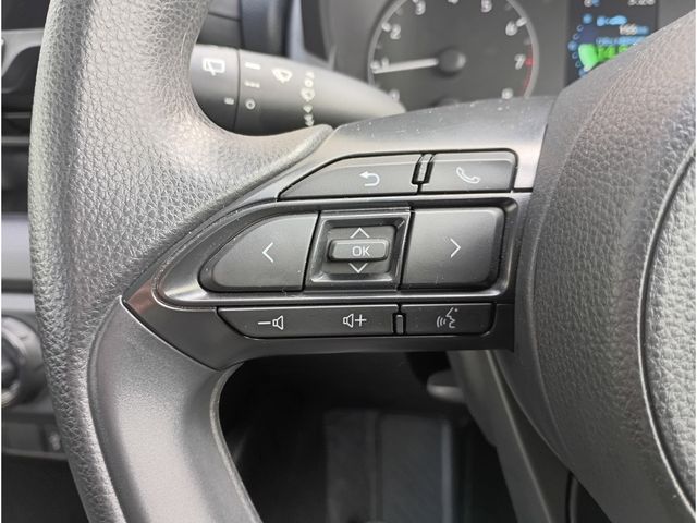 TOYOTA YARIS 2022 Image 31