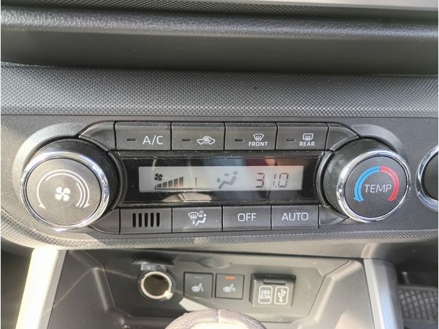 DAIHATSU ROCKY 2020 Image 31