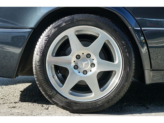 MERCEDES BENZ E CLAS 1995 Image 31